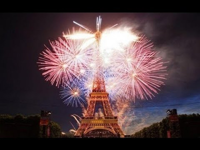The 14th July firework displays around the Eiffel Tower really are as spectacular as this.